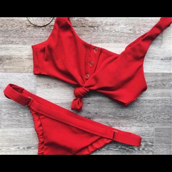 Red Bikini - Picture 2 of 3